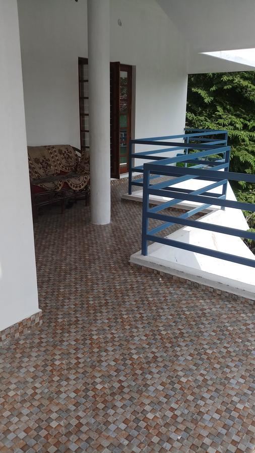 Angelann Homestay Kochi Eksteriør bilde